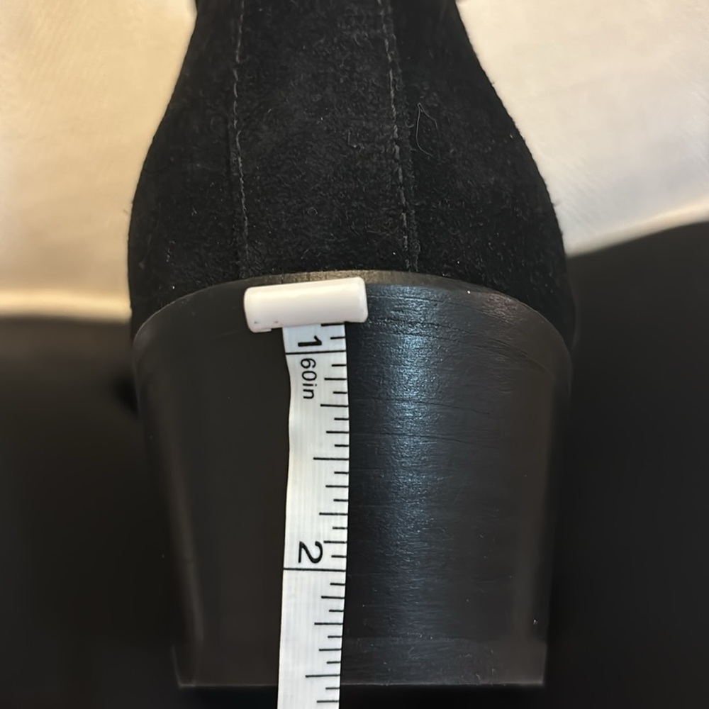 BANANA REPUBLIC Italian Ankle Suede Boots w/ Gold Buckle, Black, Size 9 - Picture 12 of 13